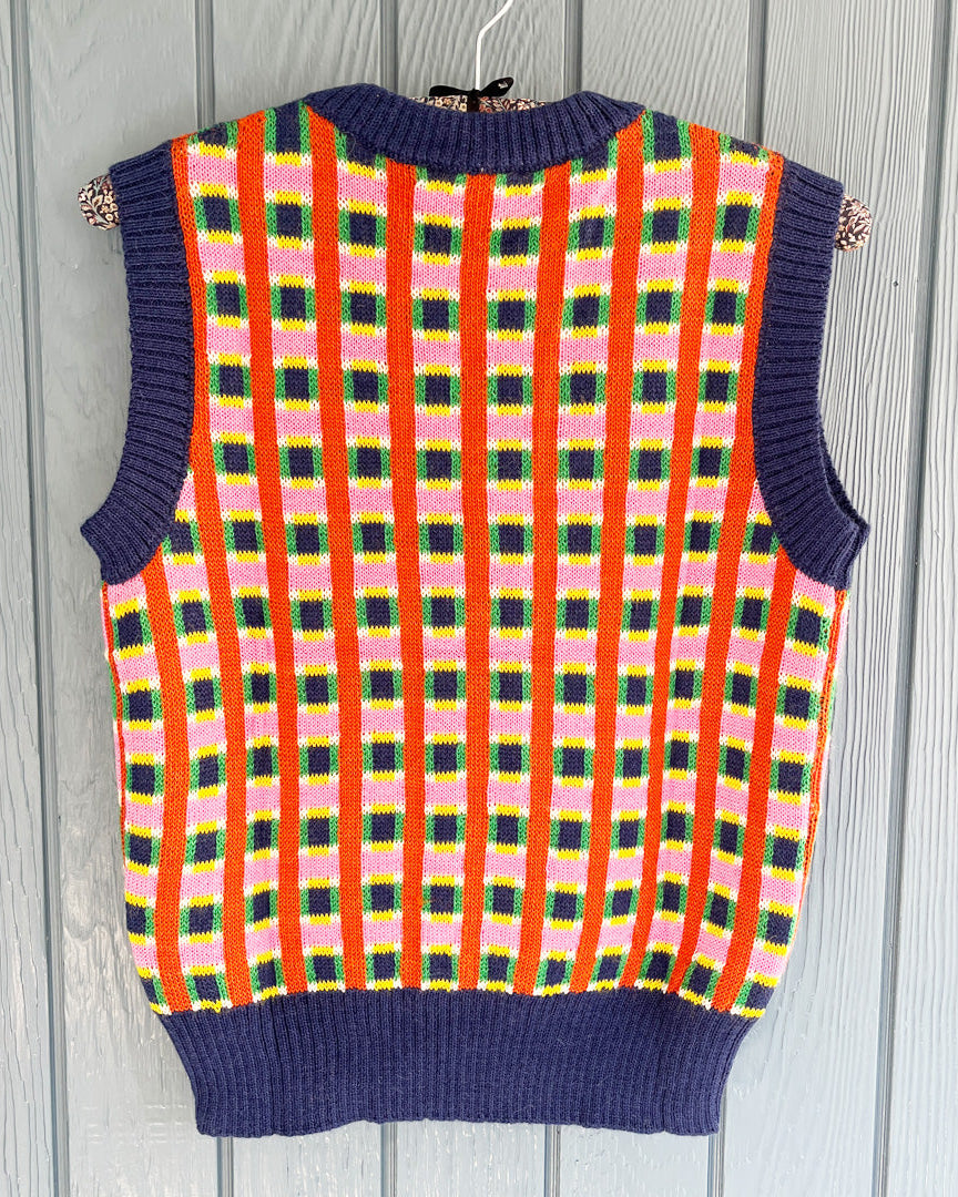 Anika alpaca vest